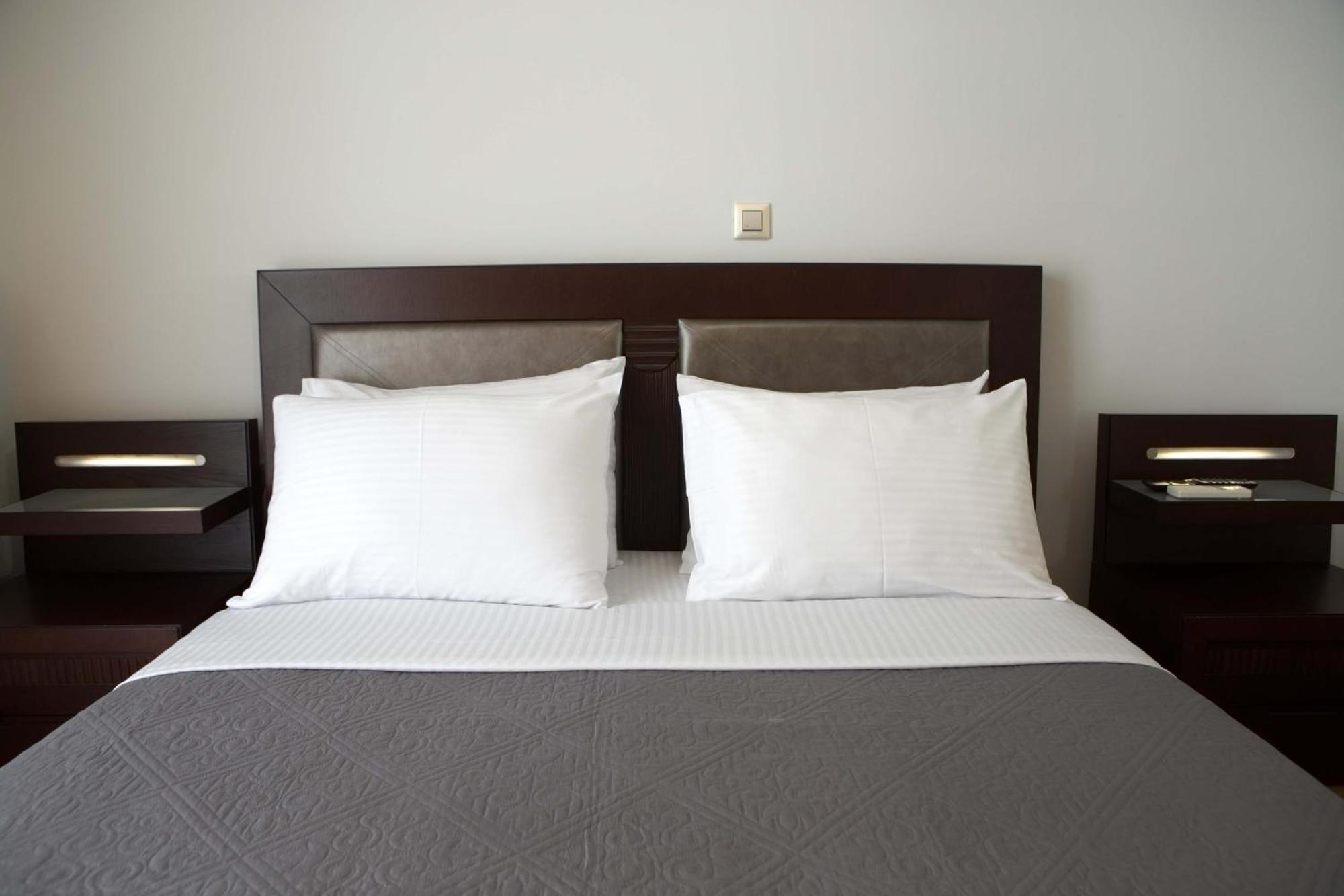Park Apartment *